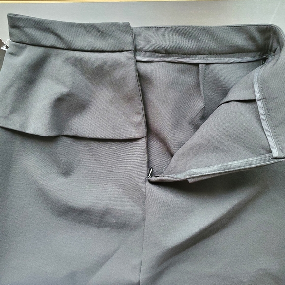 🎈2/$50 ZARA Peplum Pencil Skirt - Picture 4 of 8